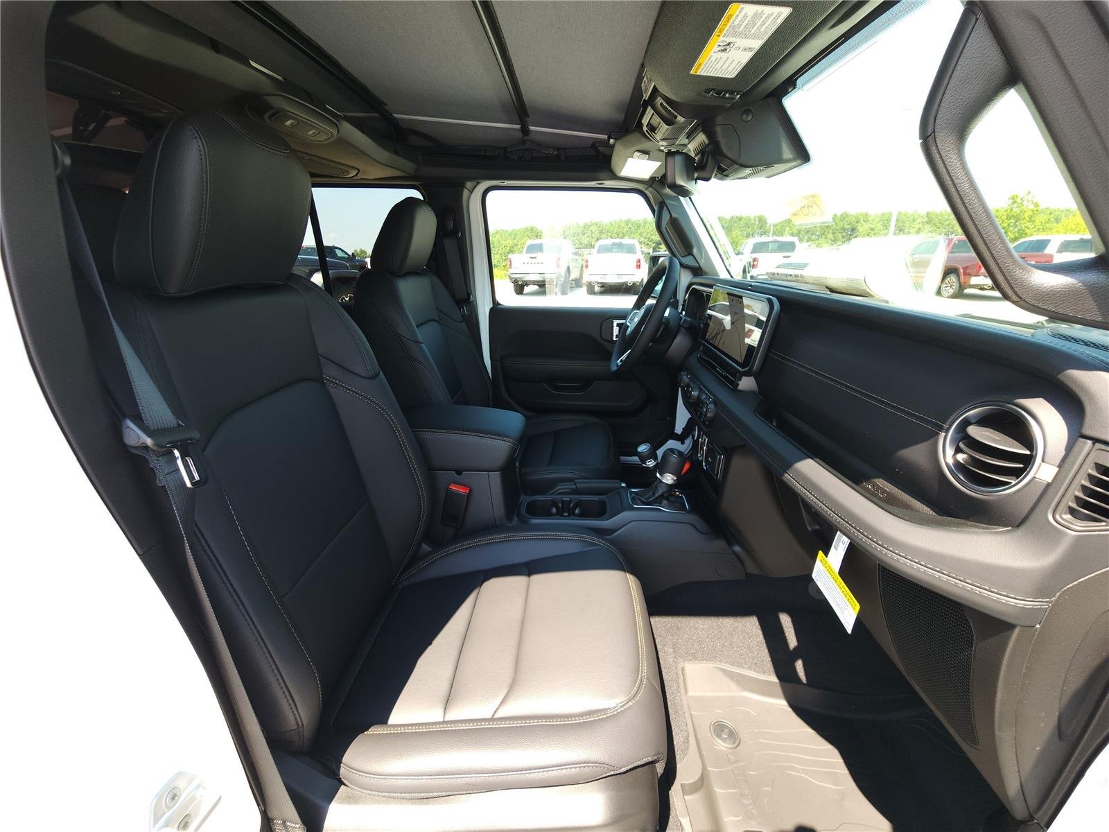 2025 Jeep Wrangler 4-Door Sahara - Photo 7