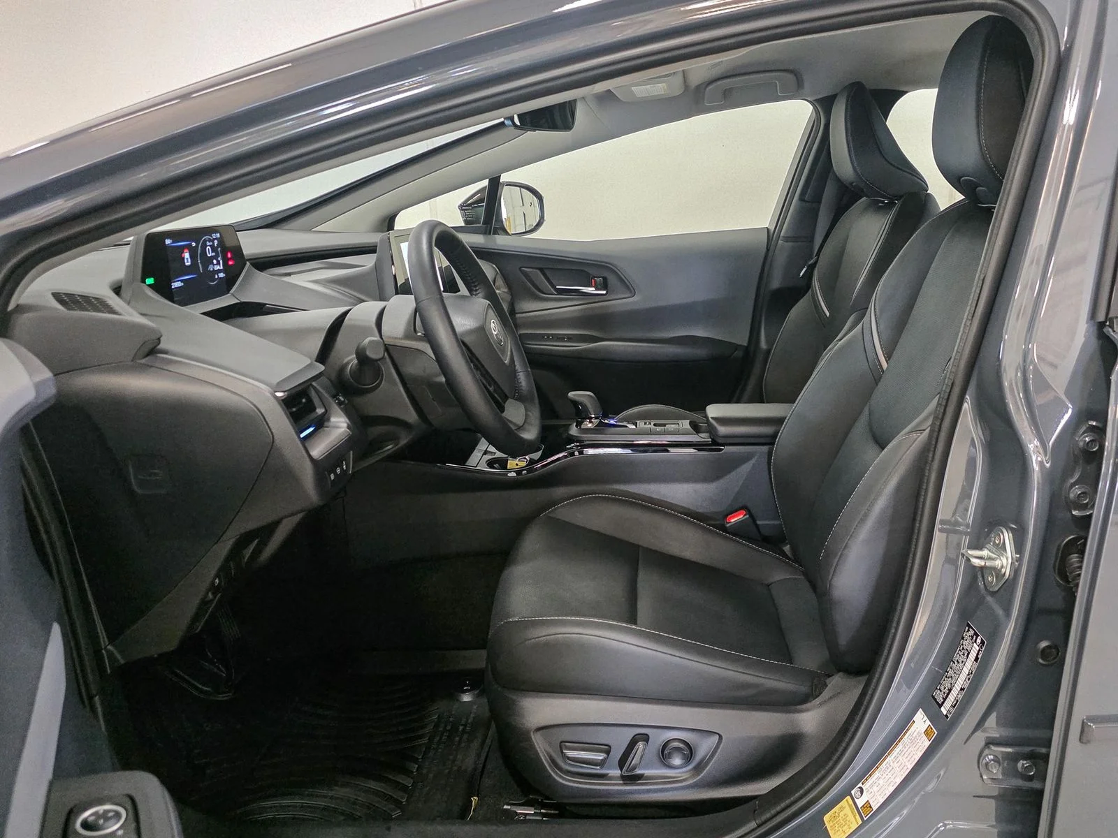 Used 2025 Gray Toyota XLE image 20