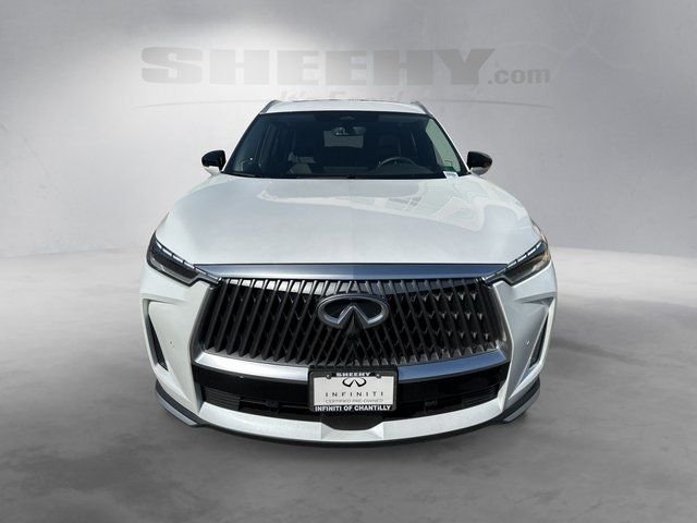 Used 2026 White INFINITI LUXE image 18