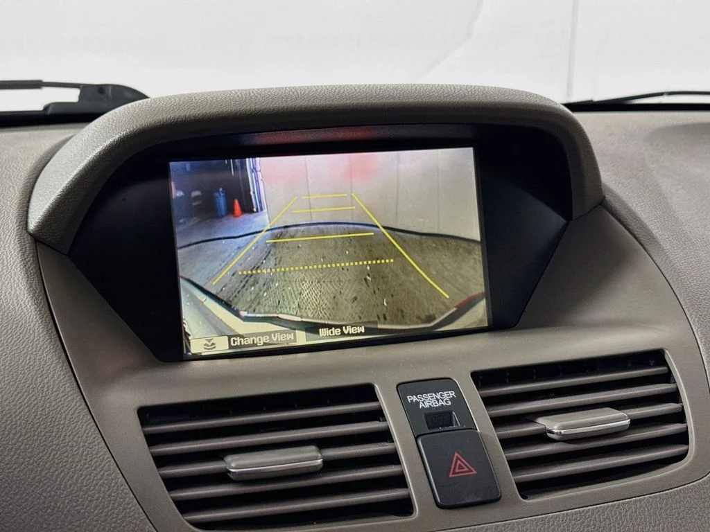 Used 2011 Silver Acura Tech/Entertainment Pkg image 6