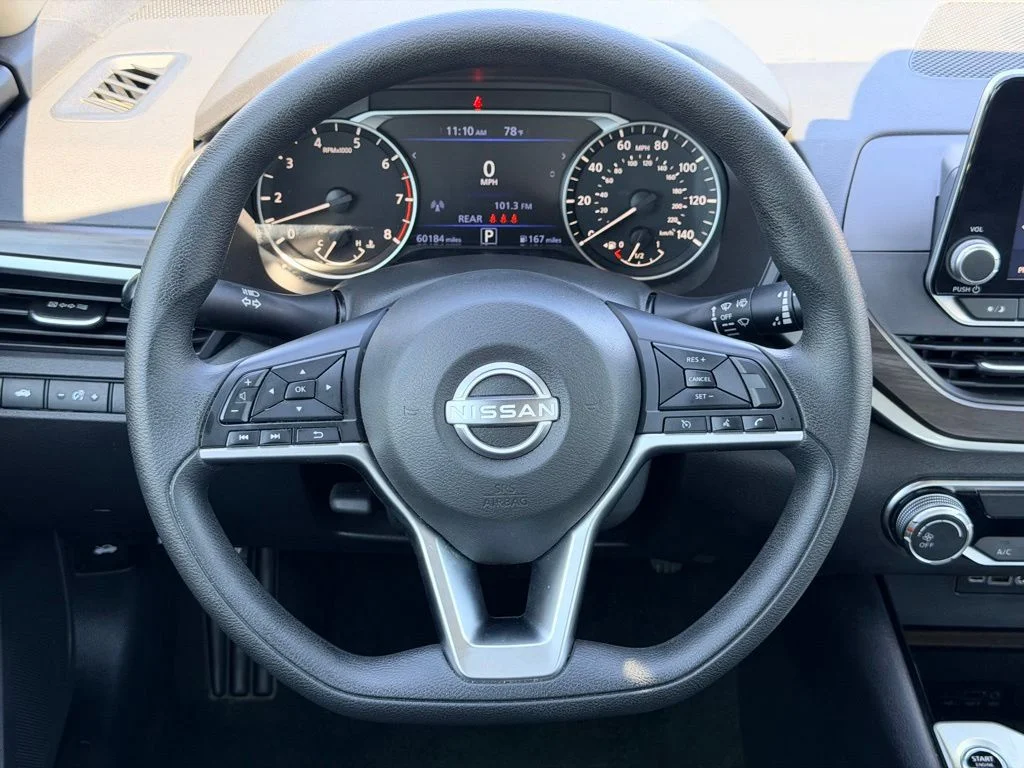 Used 2024 White Nissan 2.5 SV image 19