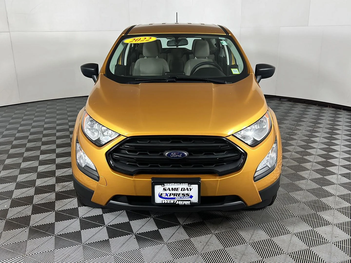 Used 2022 Luxe Yellow Ford S image 15