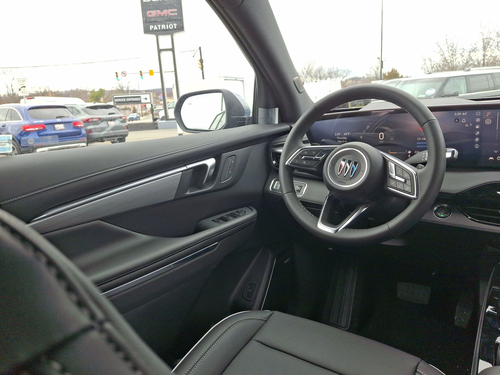 2025 Buick Enclave Preferred - Photo 40