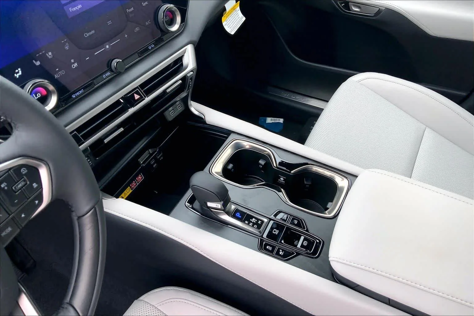 New 2026 Nori Green Pearl Lexus PREMIUM image 7