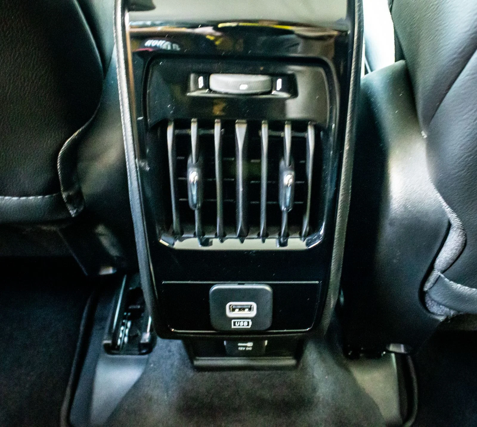 2022 Jeep Compass Latitude - Photo 14