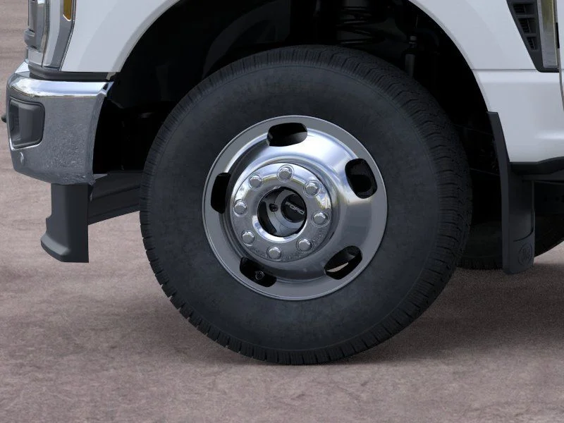 New 2026 Star White Metallic Tri-Coat Ford F-350® King Ranch® image 19