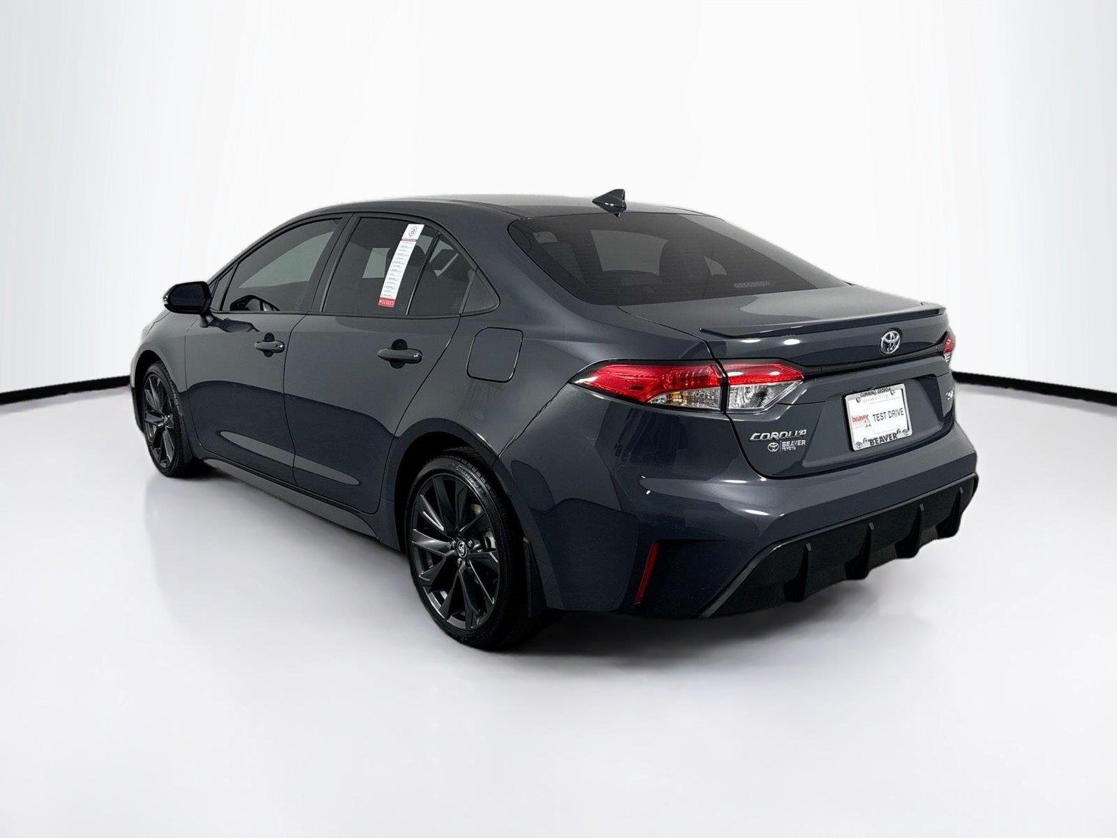 Used 2025 Underground Toyota SE image 9