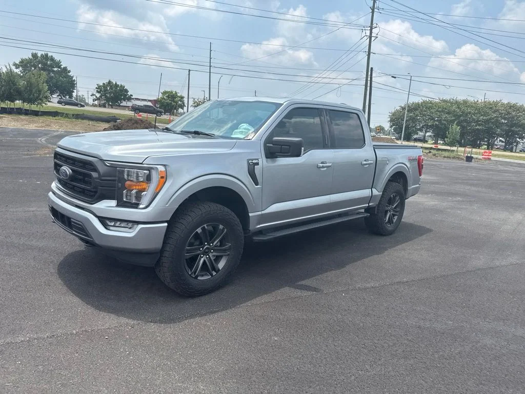 Used 2022 Silver Ford XLT image 6