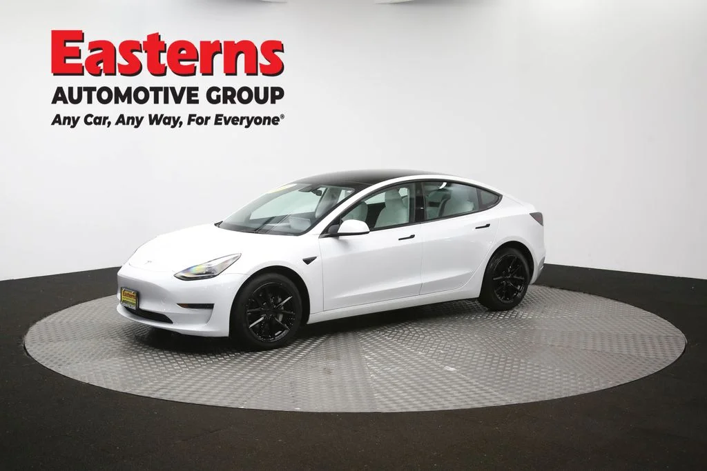 Used 2023 White Tesla Base image 51