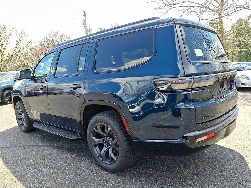 New 2026 Fathom Blue Pearl-Coat Exterior Paint (Late Availability) Jeep Limited Altitude image 3