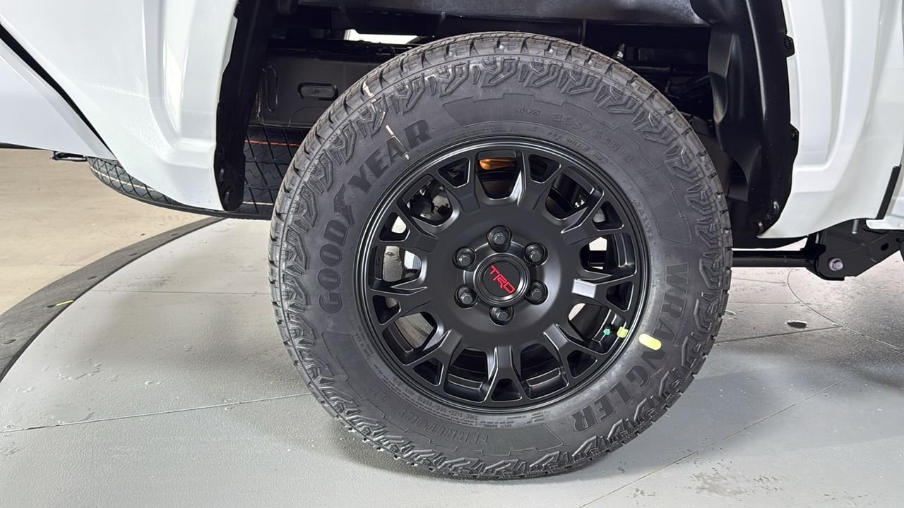 New 2026 Ice Cap Toyota  SR5 image 22