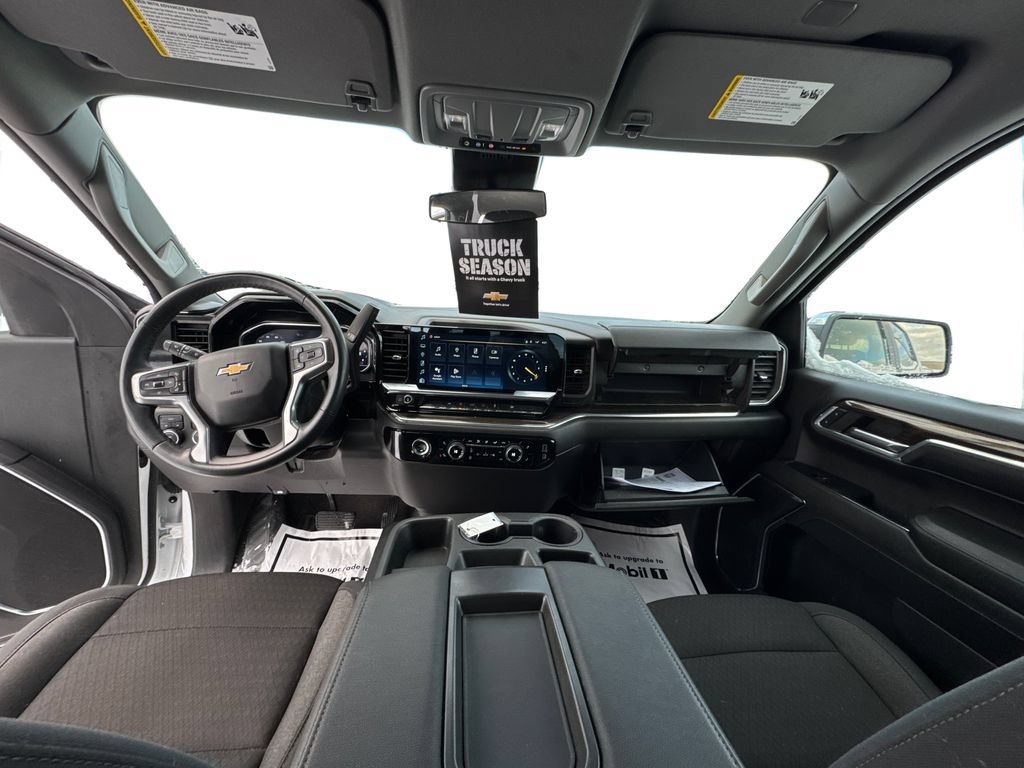 2024 Chevrolet Silverado 1500 LT - Photo 9