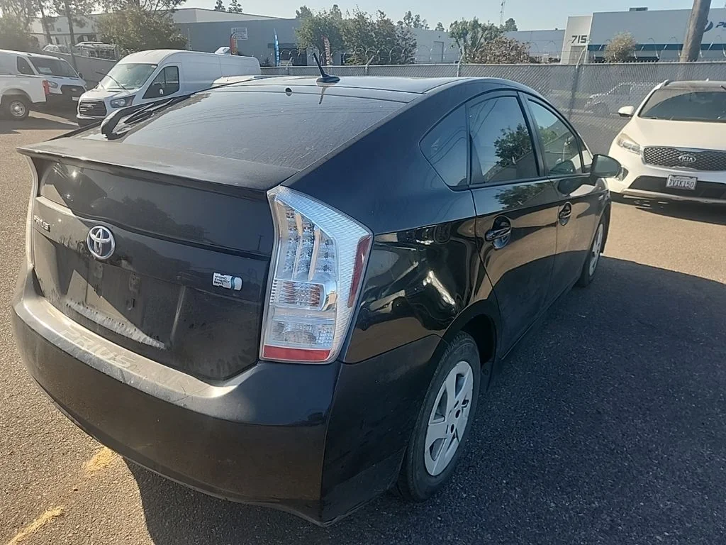 Used 2010 Black Toyota II image 13