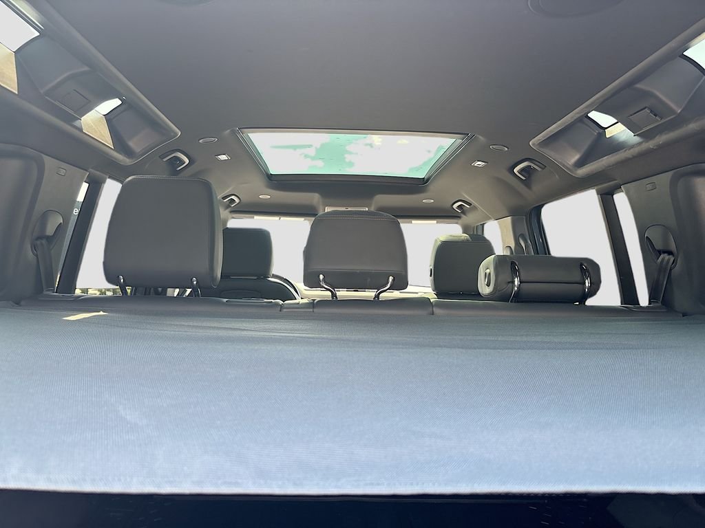 2022 Land Rover Defender X-Dynamic SE - Photo 14