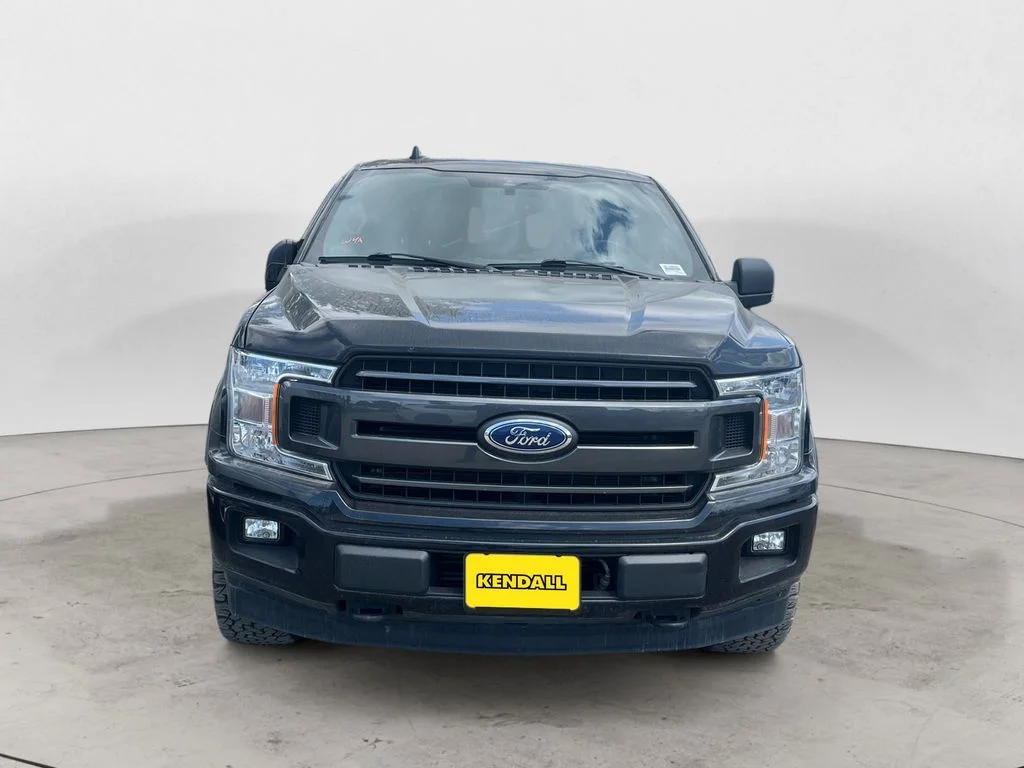 Used 2020 Black Ford XLT image 3