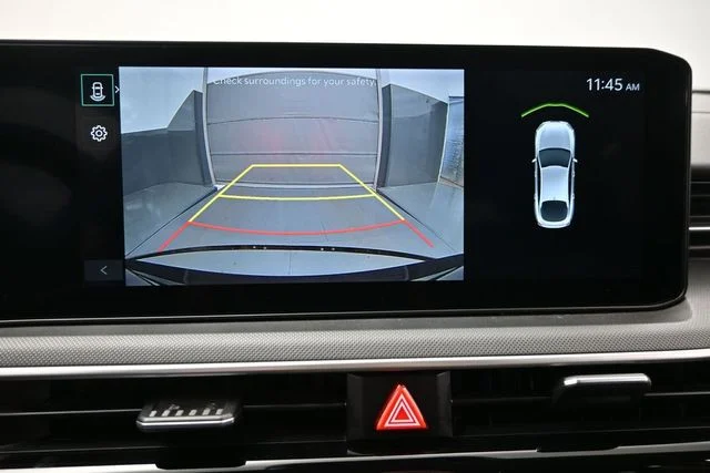 Used 2025 Black Kia LXS image 21