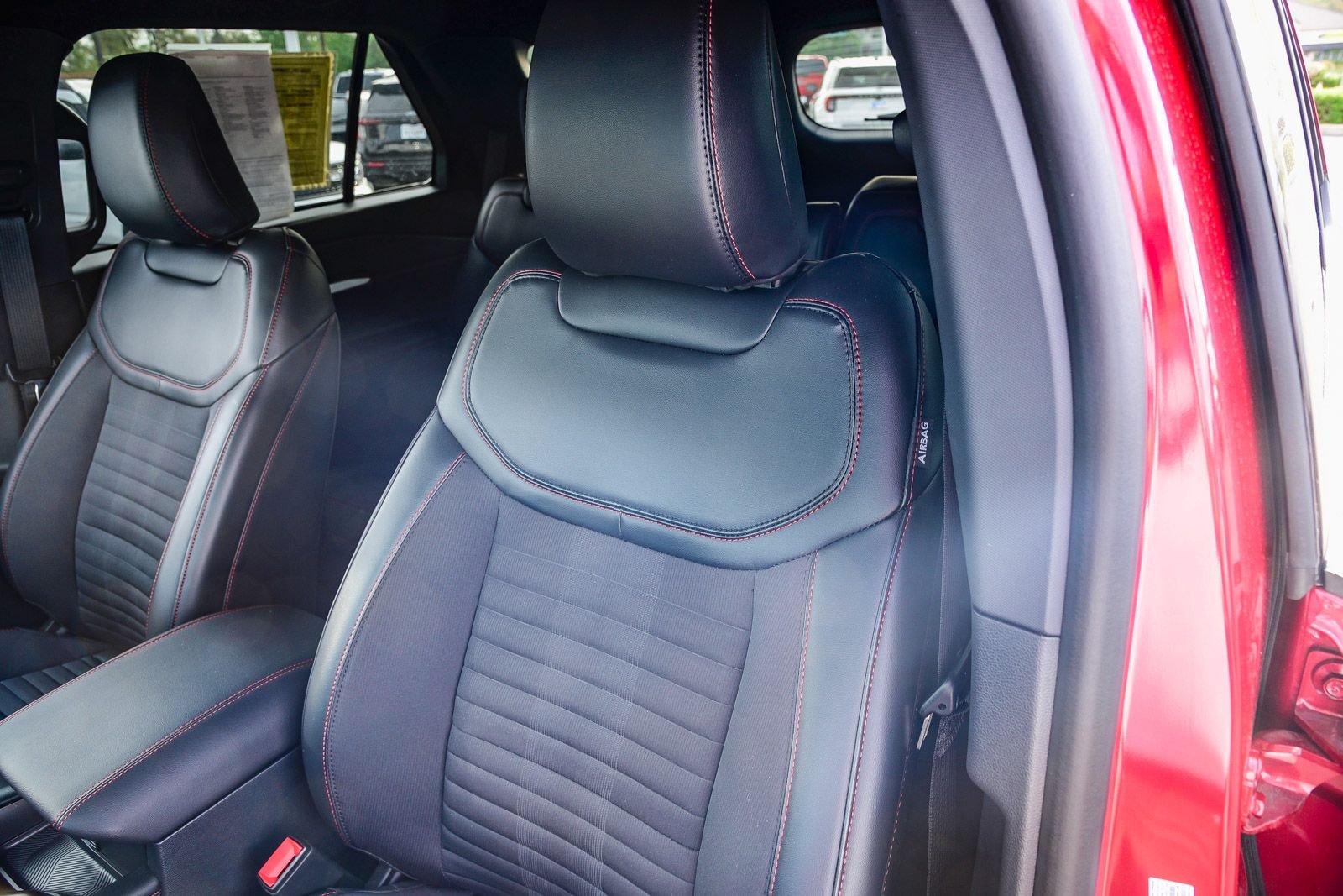 2025 Ford Explorer ST-LINE - Photo 22