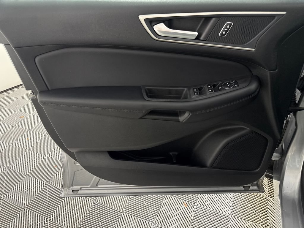 2023 Ford Edge SEL - Photo 10