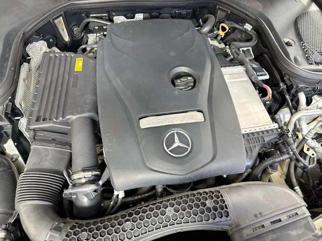 Used 2018 White Mercedes-Benz E 300 image 38
