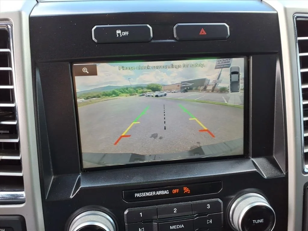 Used 2015 Tuxedo Black Metallic Ford Lariat image 24