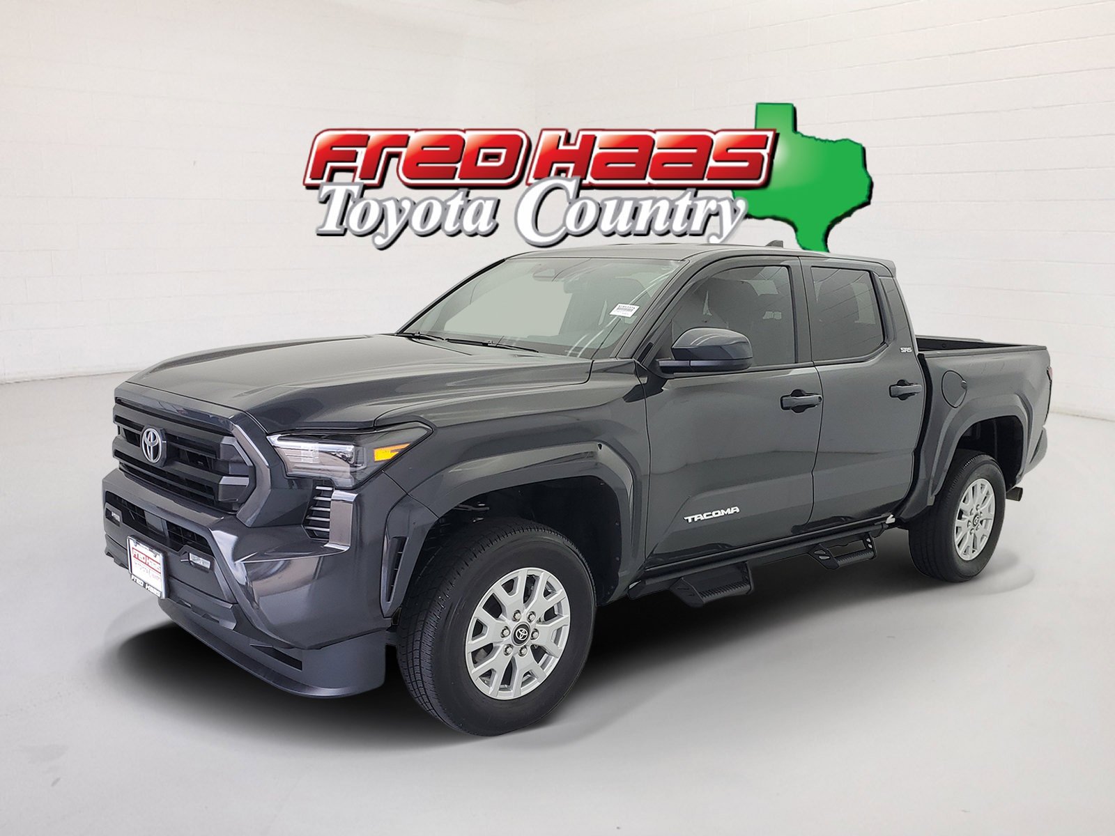 Used 2025 Underground Toyota SR5 image 1