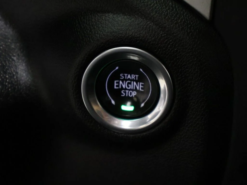 Used 2022 Silver Ice Metallic Chevrolet LT image 38