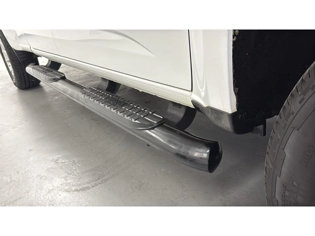 Used 2020 Summit White Chevrolet LT image 3