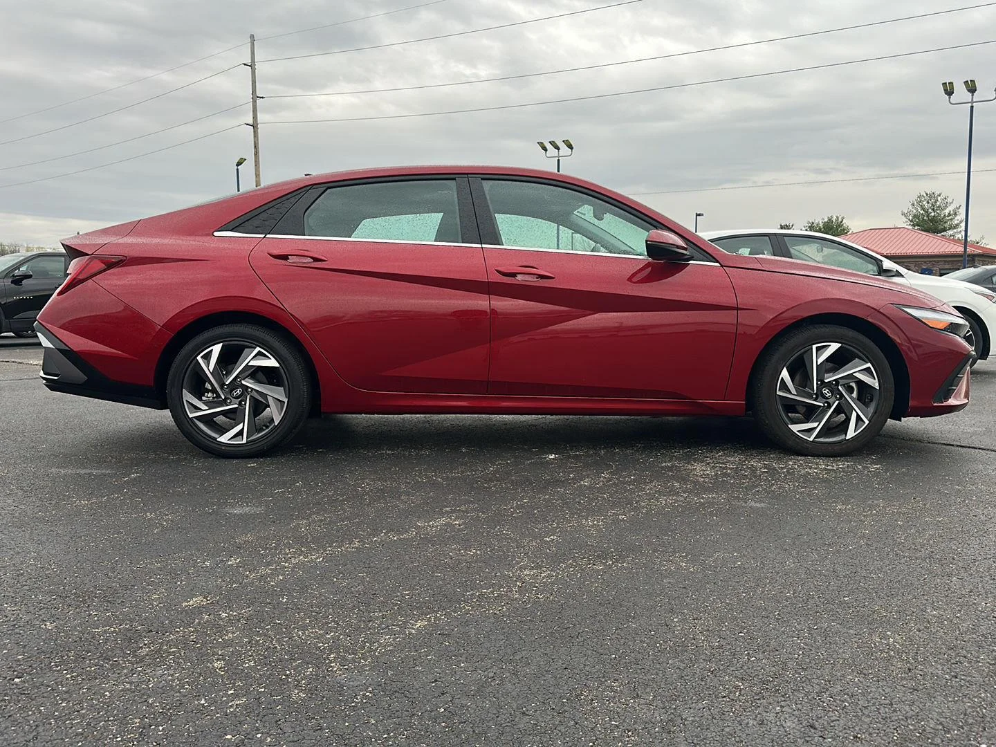 Used 2025 Red Hyundai Limited image 4