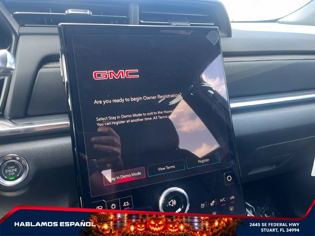 New 2027 Rapids Metallic GMC Elevation image 30