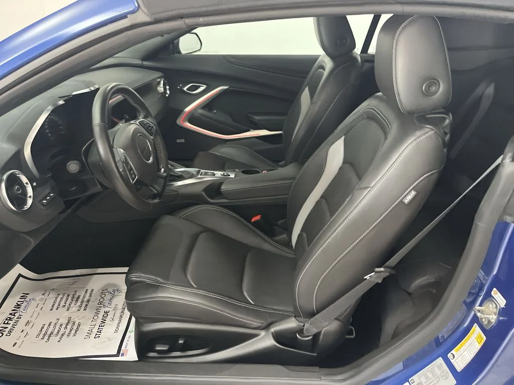 Used 2023 Blue Chevrolet 3LT image 11