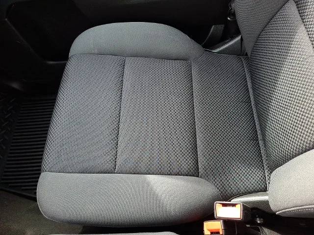 Used 2014 Silver Chevrolet LT image 24