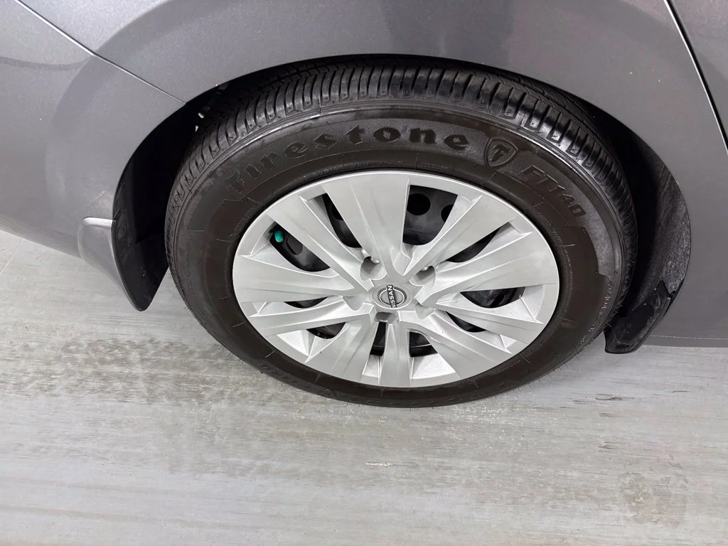 Used 2025 Gray Nissan S image 11