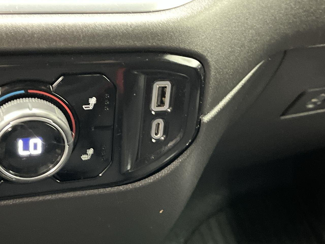 2022 Chevrolet Silverado 1500 LT - Photo 23