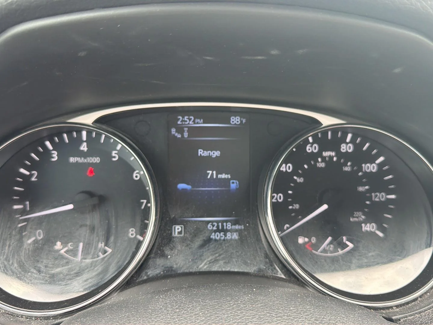 Used 2016 Pearl White Nissan SL image 7