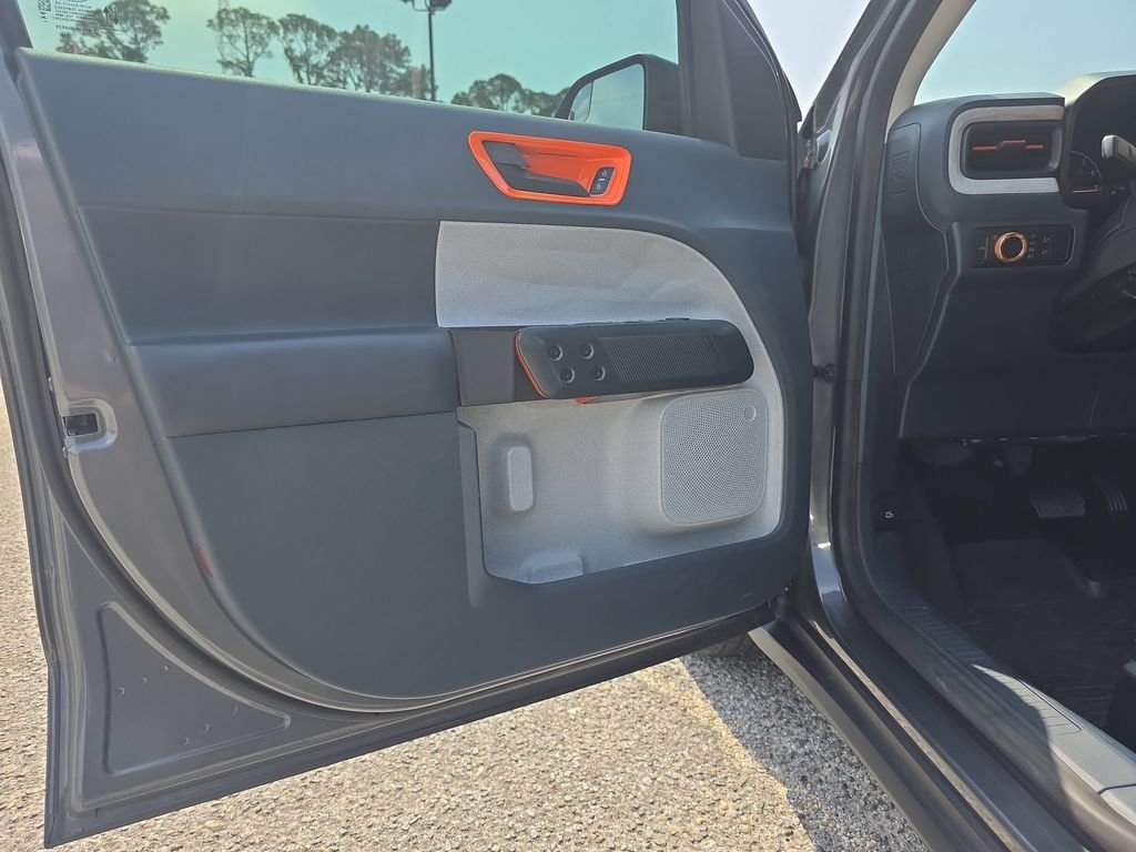 Used 2024 Gray Ford XLT image 17