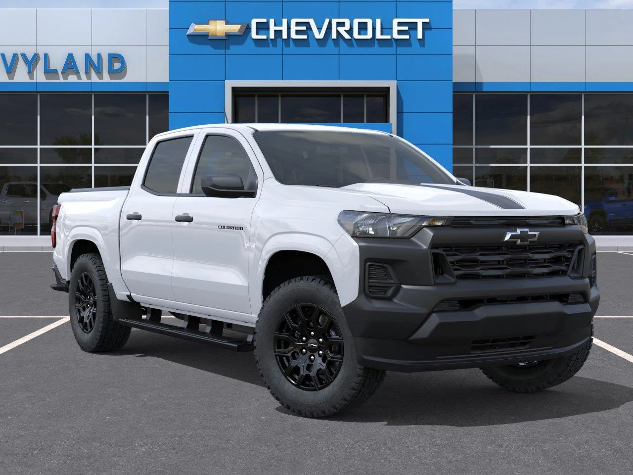 New 2026 Summit White Chevrolet WT image 7