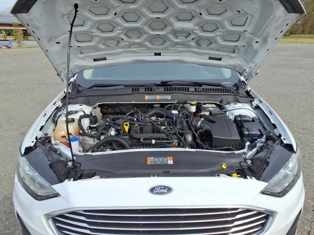 Used 2019 White Ford  image 29