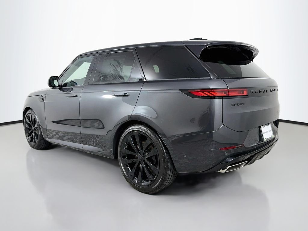 New 2027 Carpathian Grey Land Rover Dynamic SE P400 image 7
