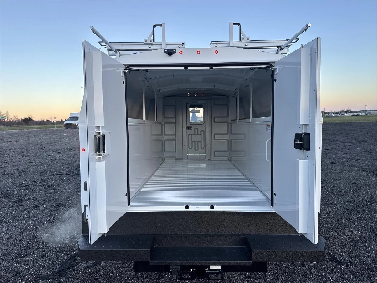 New 2025 Summit White Chevrolet 1WT image 6