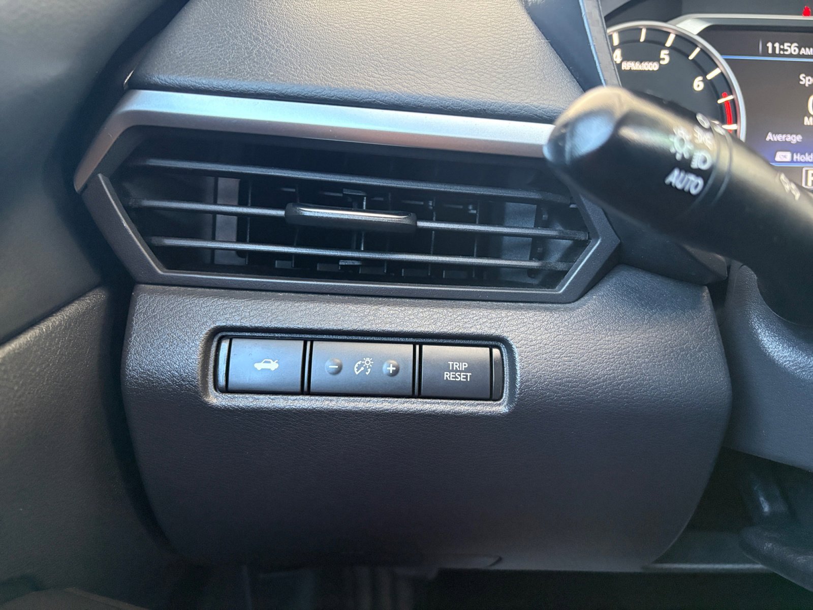 Used 2022 Storm Blue Metallic Nissan 2.5 SV image 22