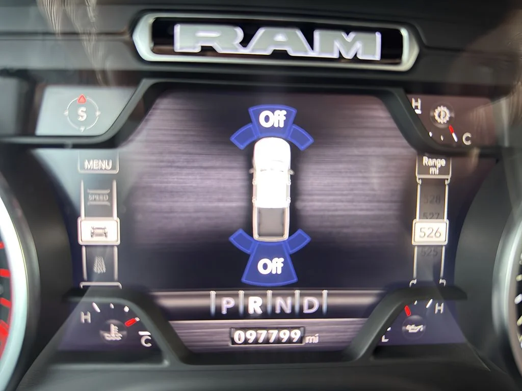 Used 2022 Granite Crystal Metallic Clearcoat Ram Laramie image 28