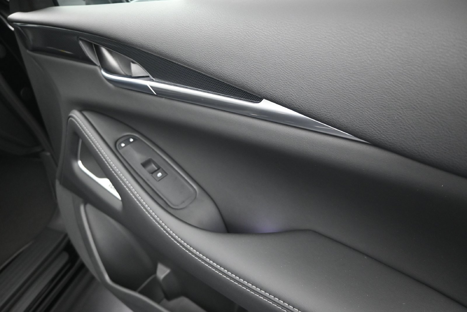 New 2027 MINERAL BLACK INFINITI Sport AWD image 23