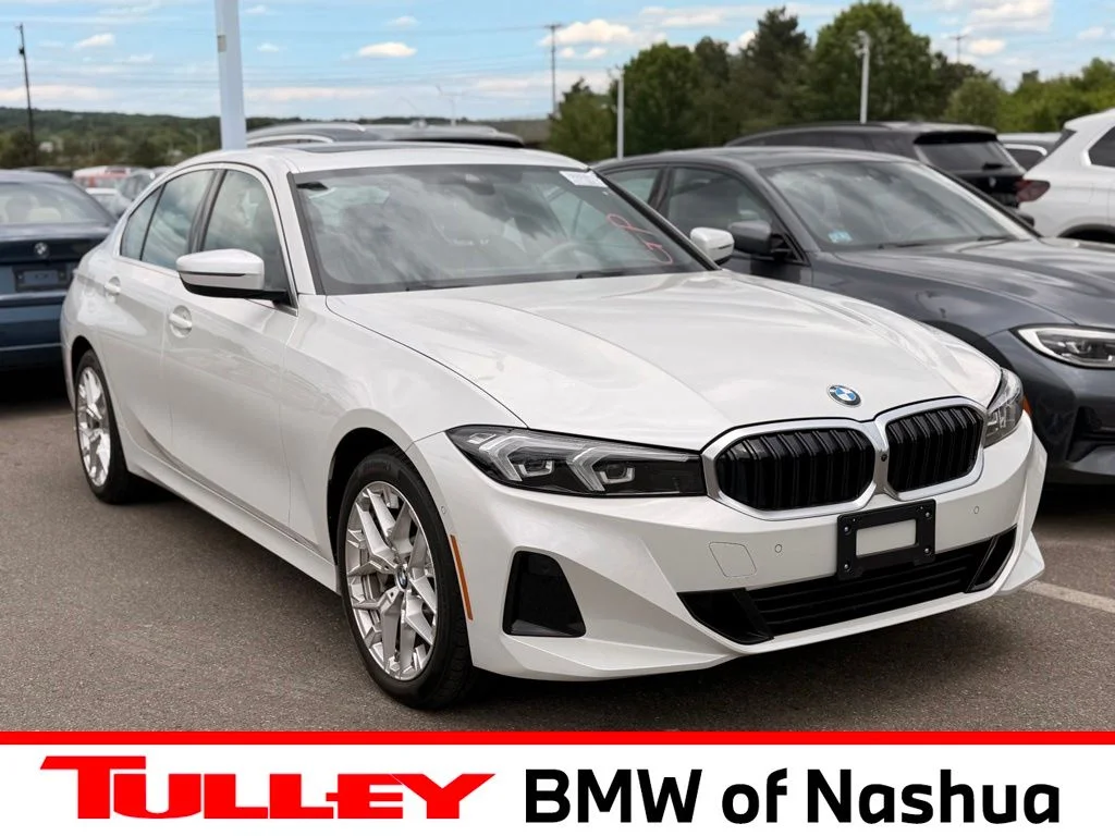 2025 BMW 3 Series's photo
