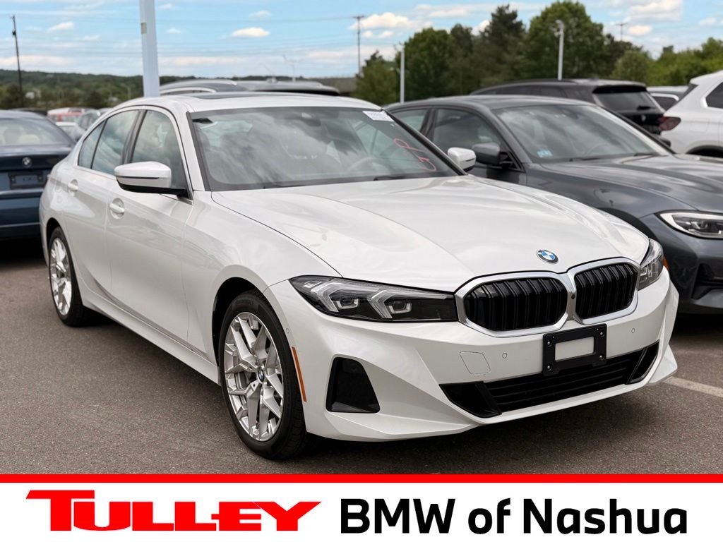 2025 BMW 3 Series 330i xDrive Sedan's photo