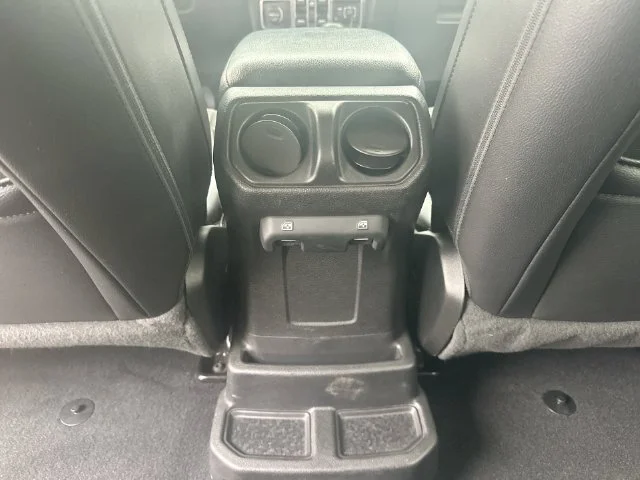 Used 2020 Gray Jeep Unlimited Sport image 23