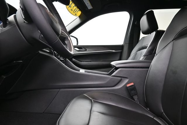 Used 2024 Black Jeep Limited image 17