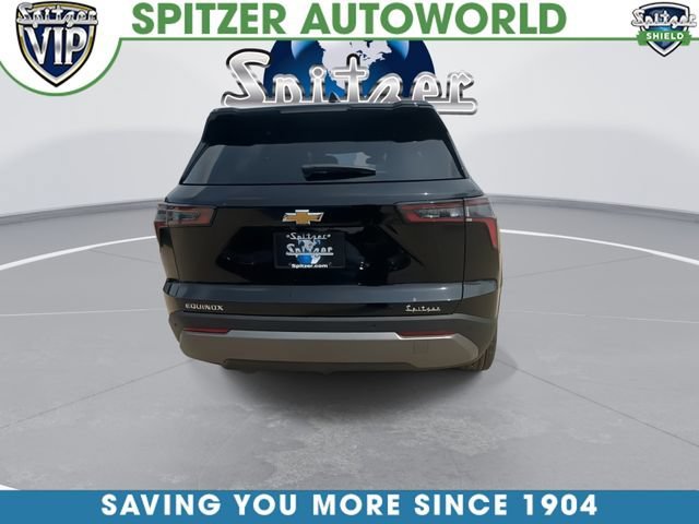 New 2027 Mosaic Black Metallic Chevrolet LT image 7