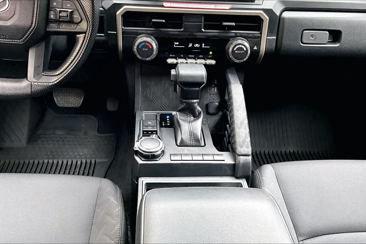 Certified Used 2024 Ice Cap Toyota SR image 17