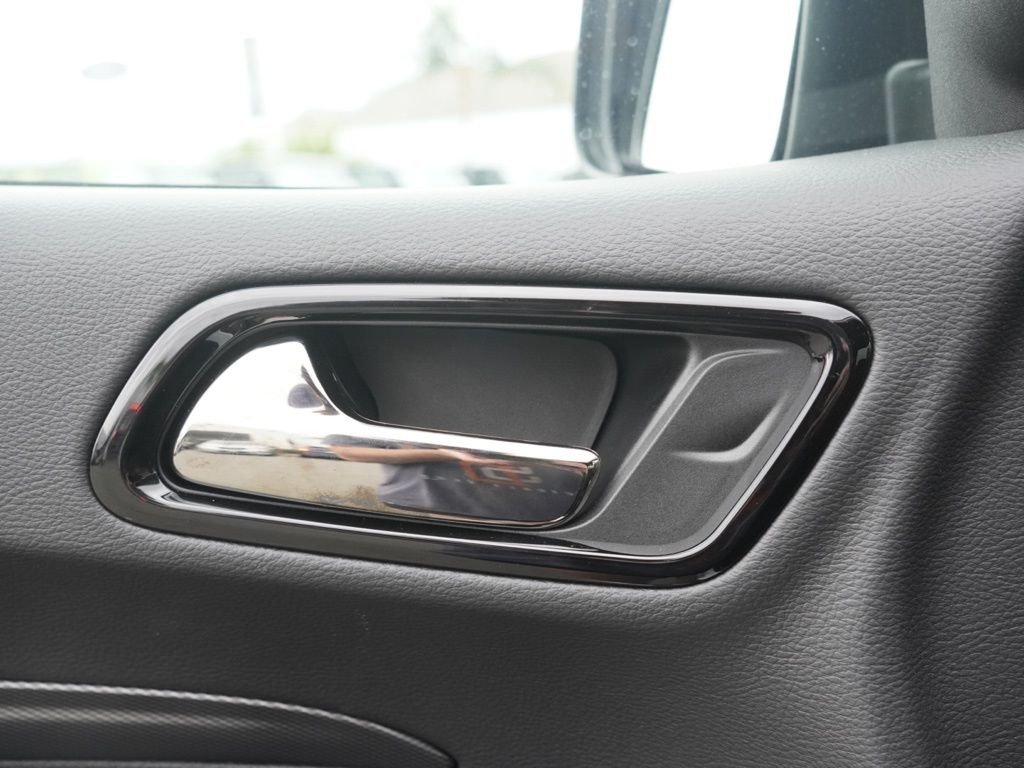 New 2026 White Knuckle Clear-Coat Exterior Paint Dodge GT HEMI V8 image 10