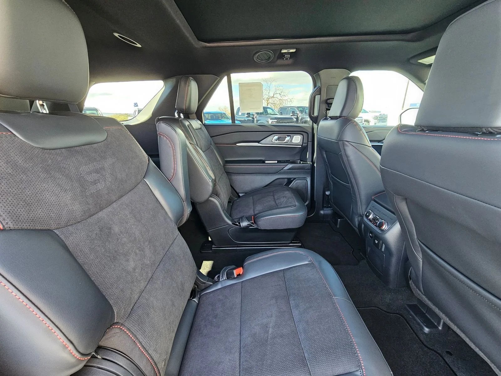 New 2026 Vapor Blue Metallic Ford ST image 31
